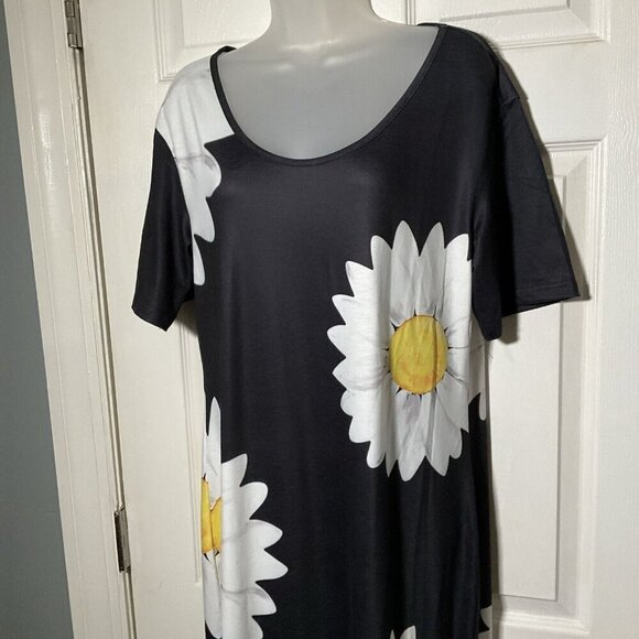 NWT Long MIDI Daisy Short Sleeve Pullover Dress Small Oversized - Picture 3 of 10